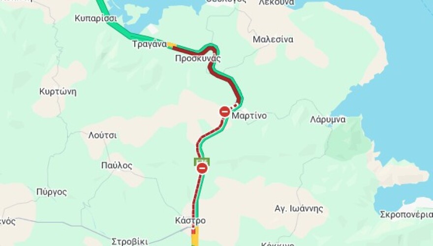 Γολγοθάς η επιστροφή των εκδρομέων: Μποτιλιάρισμα 10 χλμ στο Μαρτίνο, σημειωτόν στο Κάστρο εξαιτίας των μπλόκων