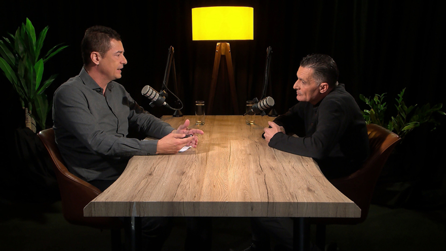 Ο Μπάμπης Θεολόγης μετά από 31 χρόνια στη φυλακή, φτιάχνει τώρα «εθελοντικό κελί απομόνωσης» - Τι λέει στο protothema