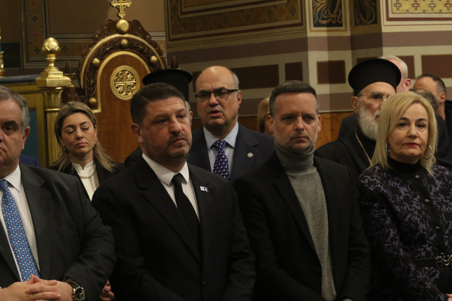 Η Αρχιεπισκοπή Αθηνών και η Ιερά Σύνοδος έκοψαν την Πρωτοχρονιάτικη πίτα τους, δείτε φωτογραφίες