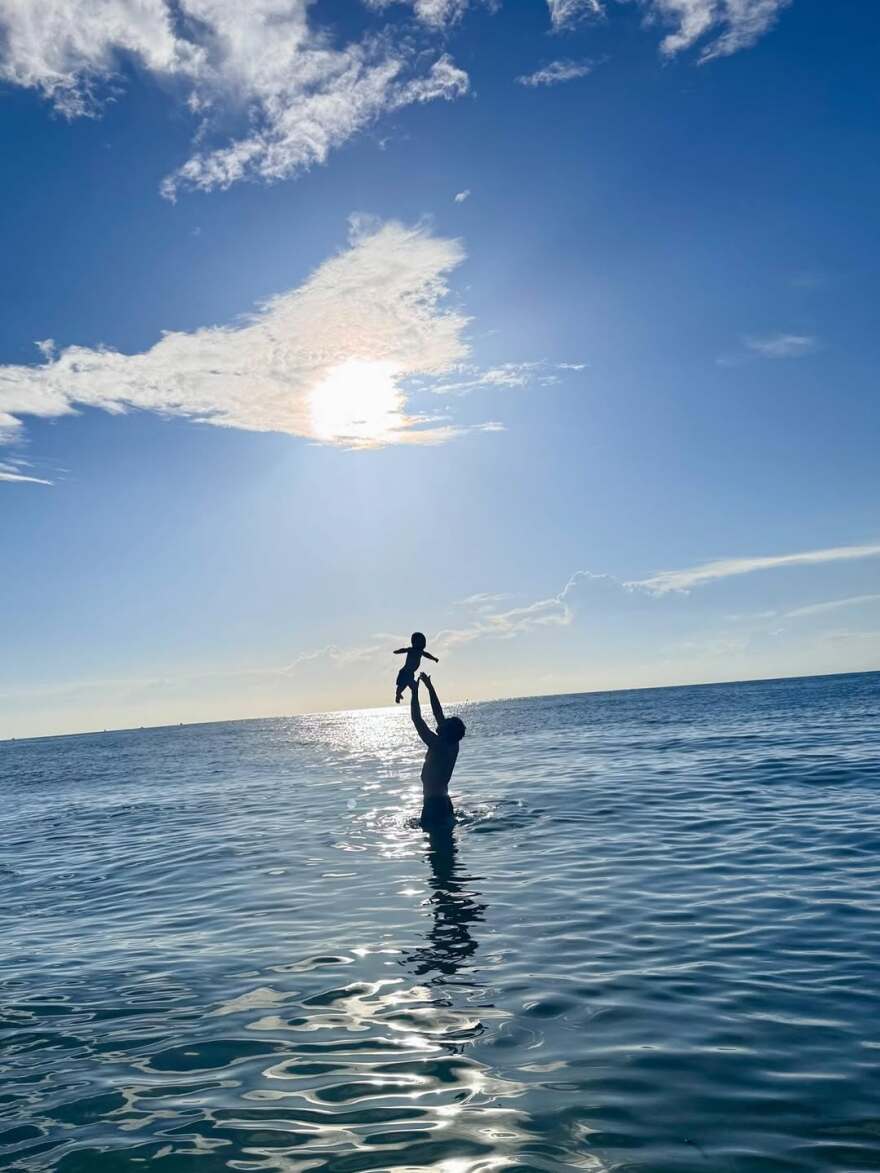 Ζιζέλ για το παιδί της με τον Χοακίμ Βαλέντε: Το να γίνω ξανά μητέρα άλλαξε τα πάντα
