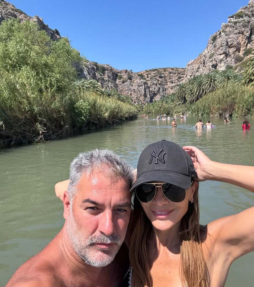 Η Δέσποινα Βανδή ανέβασε φωτογραφία μαζί με τα παιδιά της, Μελίνα και Γιώργο Νικολαΐδη