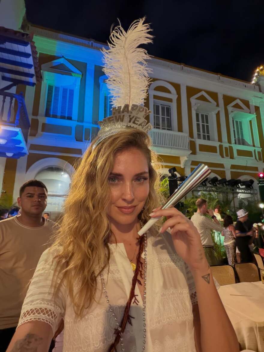 Η Κιάρα Φεράνι υποδέχτηκε το 2026 στην Κολομβία, δείτε φωτογραφίες