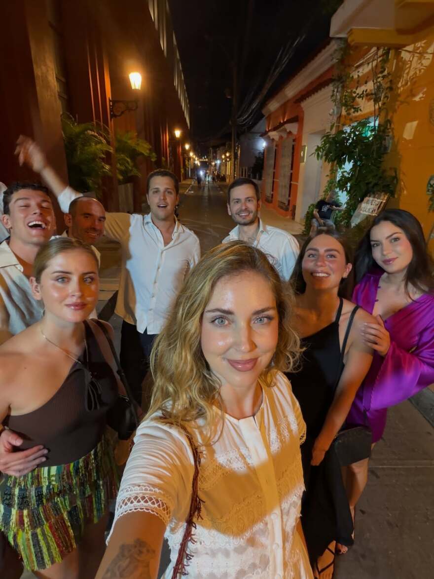 Η Κιάρα Φεράνι υποδέχτηκε το 2026 στην Κολομβία, δείτε φωτογραφίες