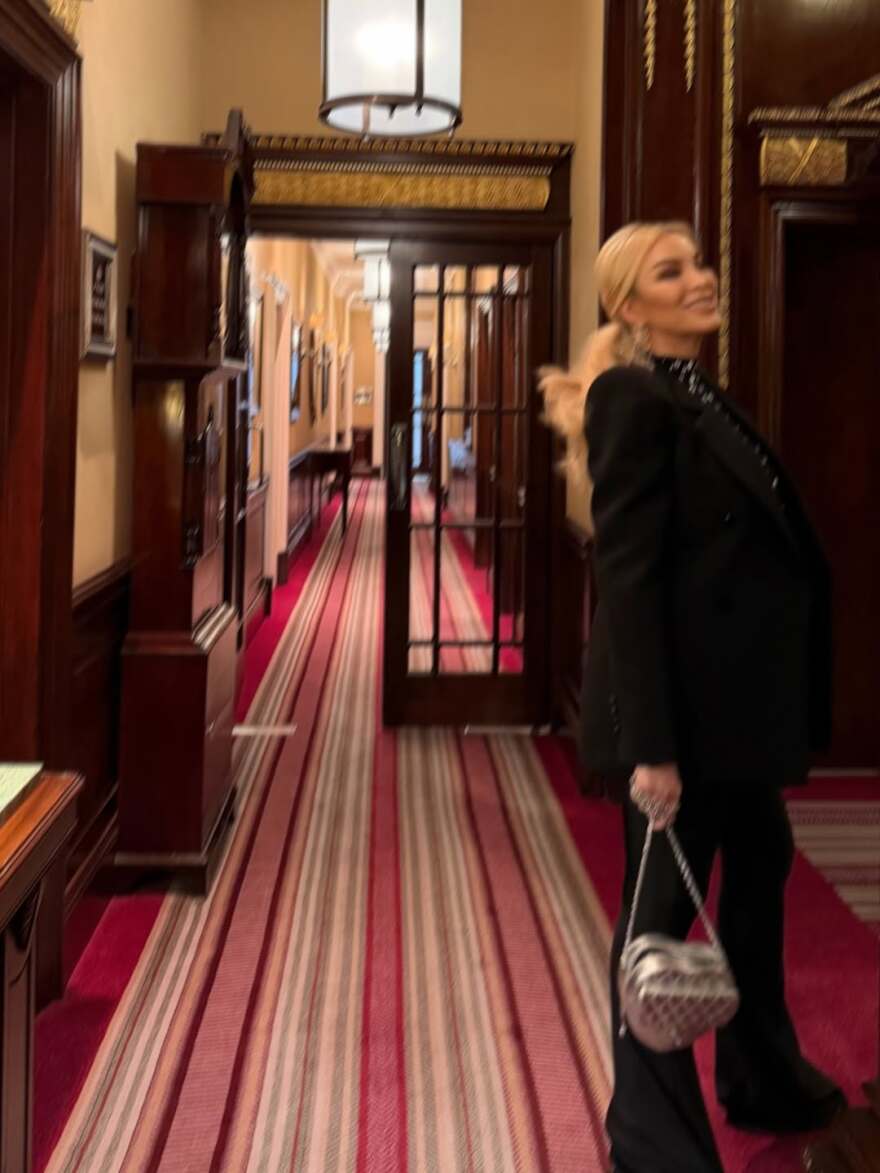 Η Κατερίνα Καινούργιου και ο Παναγιώτης Κουτσουμπής ταξίδεψαν στο Λονδίνο
