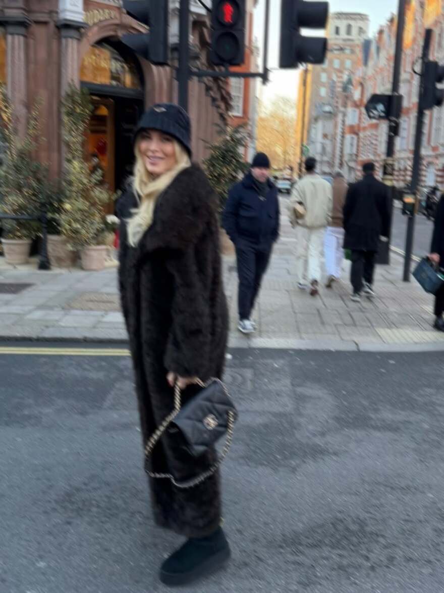 Η Κατερίνα Καινούργιου και ο Παναγιώτης Κουτσουμπής ταξίδεψαν στο Λονδίνο
