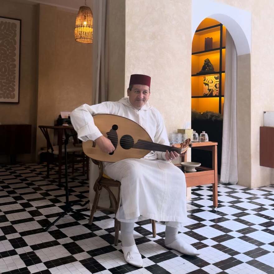 Η Μαρία Μπεκατώρου ταξίδεψε στο Μαρόκο: Ο μαροκινός τρόπος ζωής είναι το κλειδί της ευτυχίας, γράφει