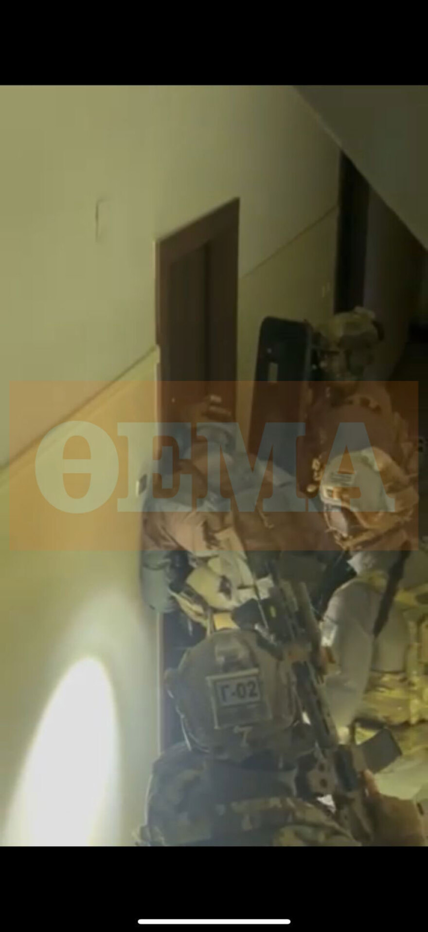 Σύλληψη δύο Αιγυπτίων στην Καλλιθέα που καλλιεργούσαν κάνναβη - Δείτε φωτογραφίες