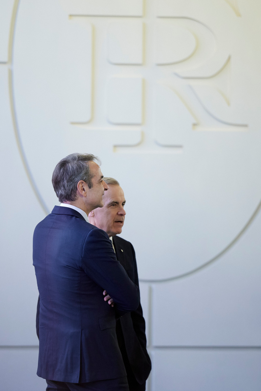 Παρόντος του Ζελένσκι η συνάντηση της Συμμαχίας των Προθύμων για την Ουκρανία στο Παρίσι, βίντεο και φωτογραφίες