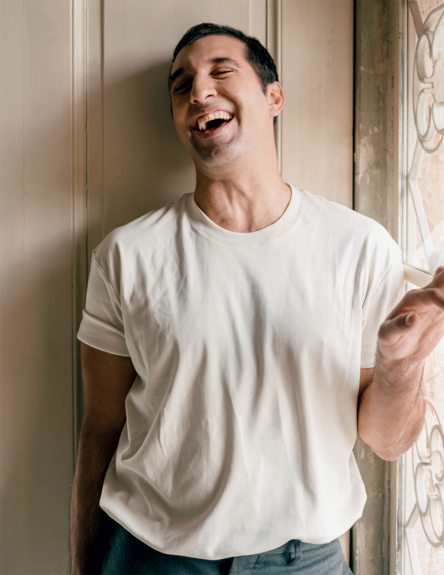 Γιώργος Ζυγούρης: «Όσοι αρνούνται την αγάπη, στο τέλος ερωτεύονται πιο αληθινά»