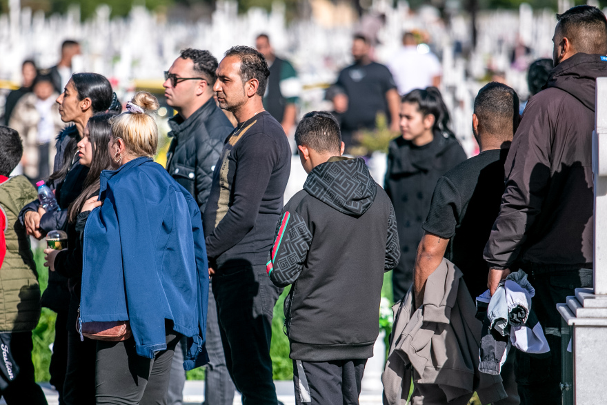 Θρήνος στο τελευταίο αντίο στον 30χρονο που έχασε τη ζωή του μετά τον άγριο ξυλοδαρμό στον Πάτρα