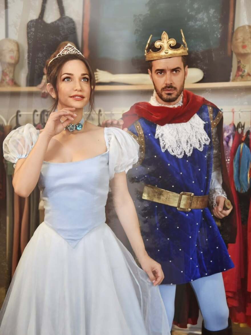 Η Κατερίνα Γερονικολού ευχήθηκε στον Γιάννη Τσιμιτσέλη για την ονομαστική του γιορτή δημοσιεύοντας κοινές τους φωτογραφίες