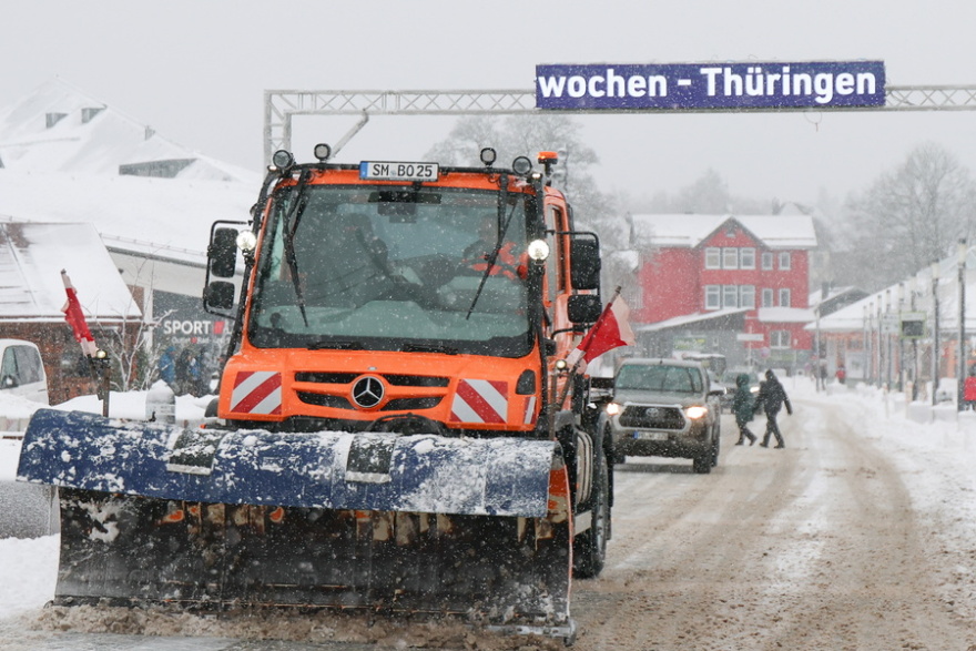 Η καταιγίδα Goretti σαρώνει Γαλλία, Βρετανία, Γερμανία και Ολλανδία: Χωρίς ρεύμα χιλιάδες νοικοκυριά και ακυρώσεις πτήσεων
