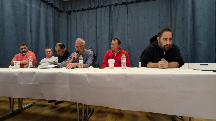 Σε εξέλιξη η πανελλαδική σύσκεψη των αγροτών στη Νίκαια - Ανοιχτό το ενδεχόμενο να μην κατέβουν σε διάλογο