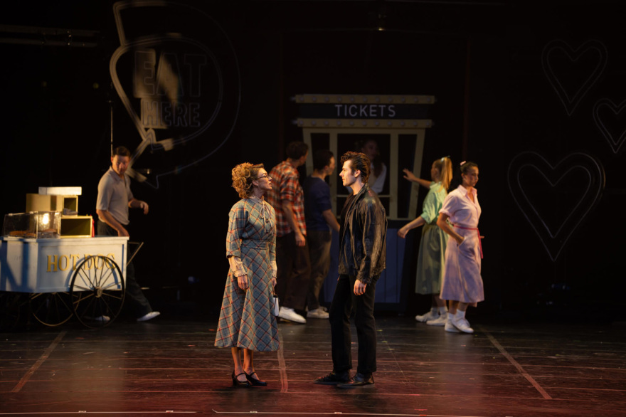 Το GREASE έρχεται απευθείας από το Λονδίνο στο Christmas Theater!