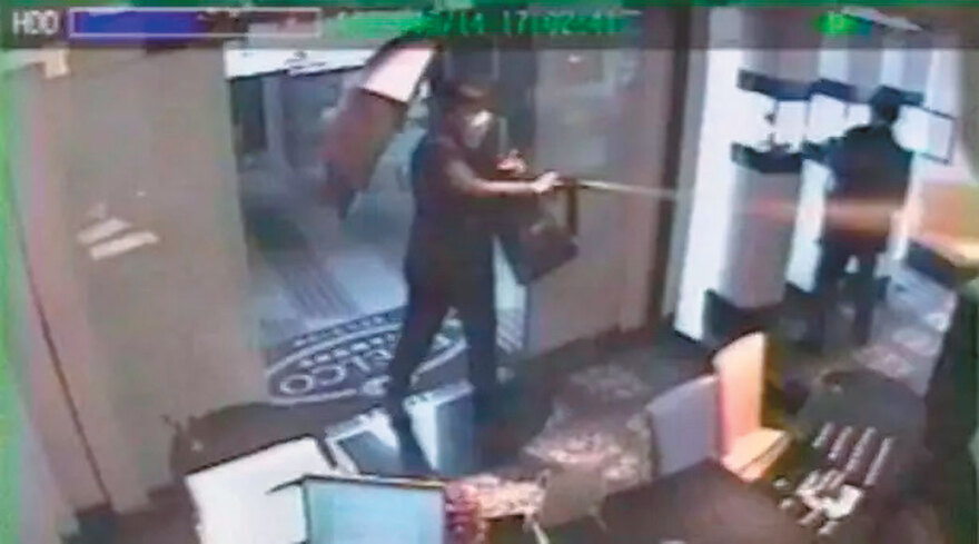 Η ιστορία της διαβόητης συμμορίας «Ροζ Πάνθηρες»: 30 χρόνια, 350 ληστείες σε τρεις ηπείρους, μισό δισ. ευρώ... έσοδα  