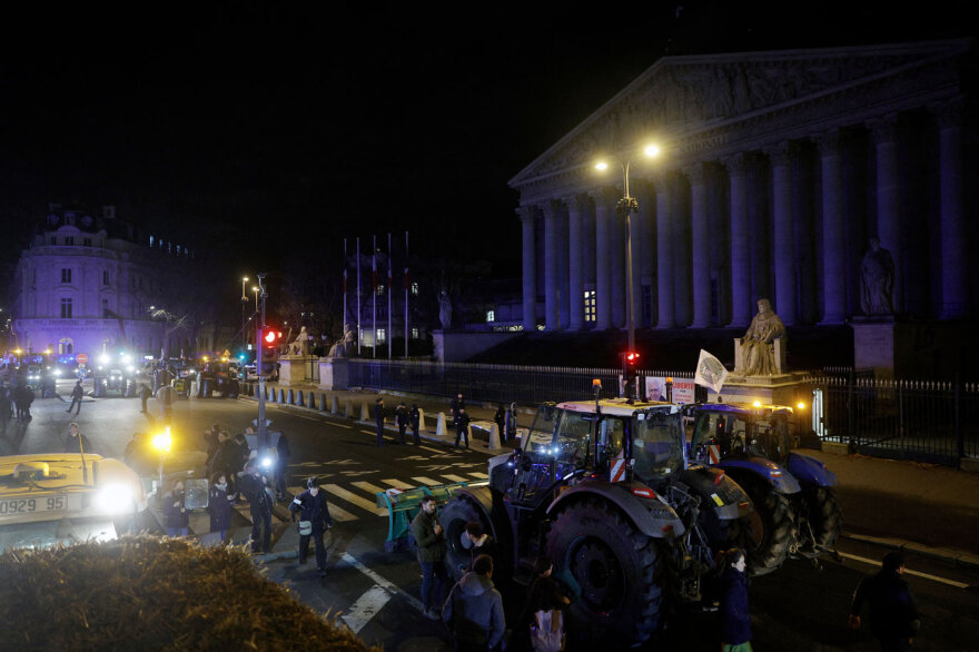 Νέα διαδήλωση αγροτών στο Παρίσι κατά της συμφωνίας της ΕΕ με τη Mercosur