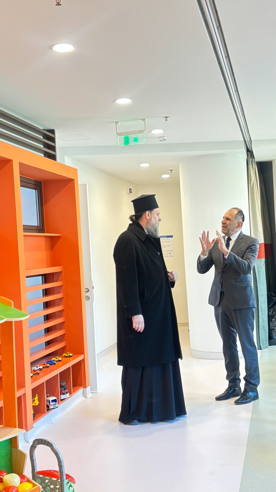 Επίσκεψη Γεραπετρίτη στο «Ιωνικό Κέντρο» της Ι.Μ. Νέας Ιωνίας