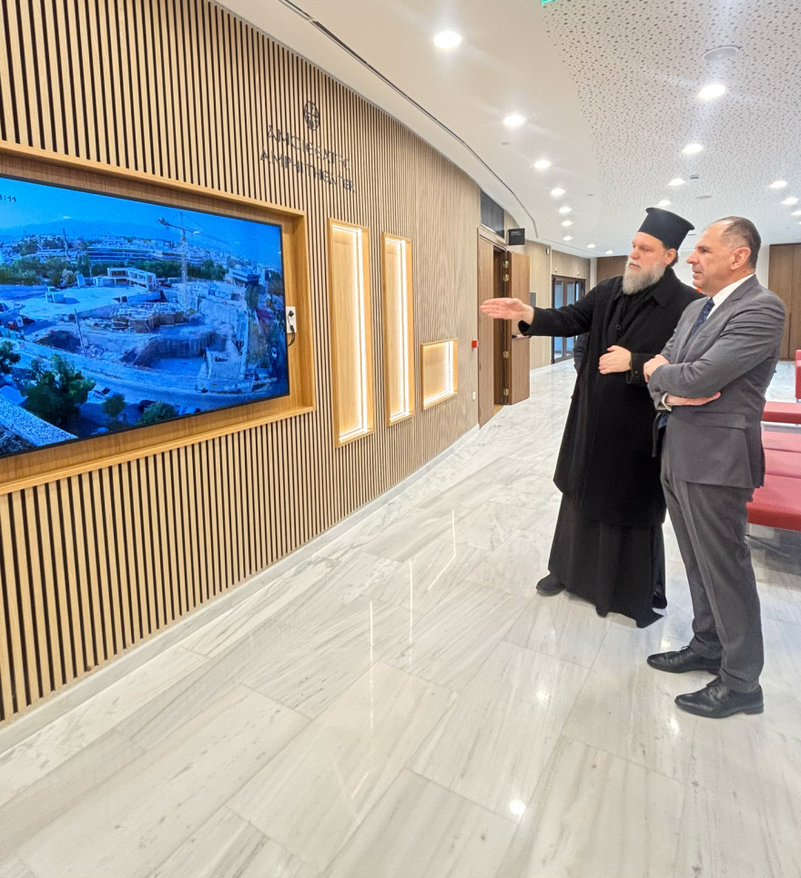 Επίσκεψη Γεραπετρίτη στο «Ιωνικό Κέντρο» της Ι.Μ. Νέας Ιωνίας