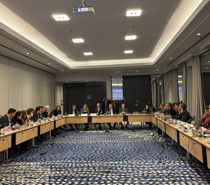 Συνάντηση εργασίας Δημήτρη Τσιόδρα με κορυφαία στελέχη των μεγαλύτερων εταιρειών καλλυντικών