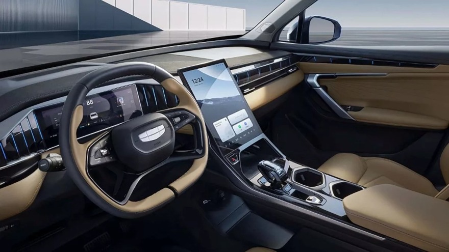 Στην Ευρώπη το υβριδικό SUV της Geely