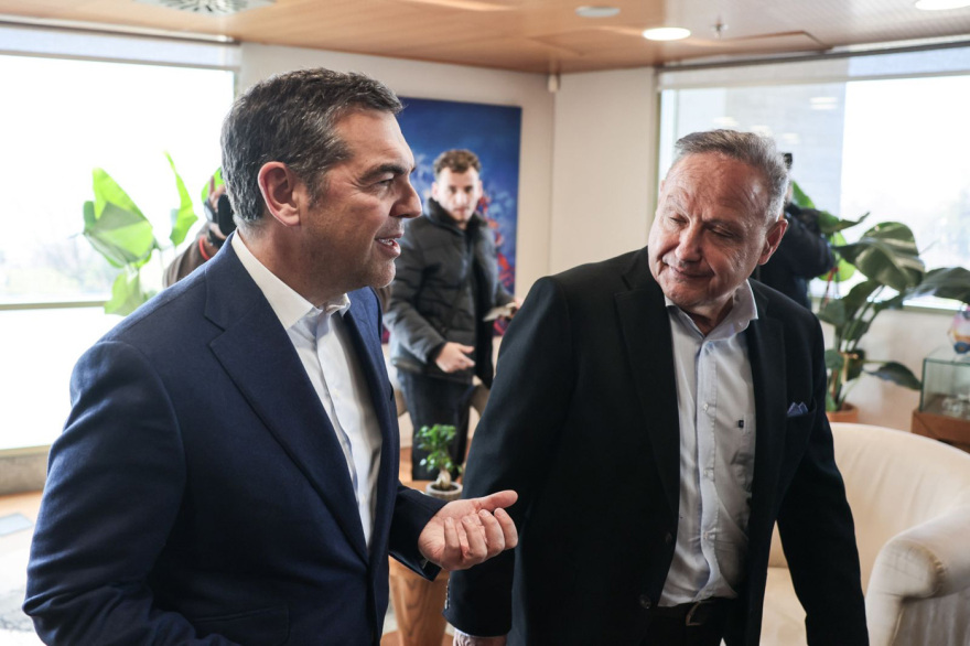 Στη Θεσσαλονίκη για την παρουσίαση της «Ιθάκης» ο Τσίπρας, συναντήθηκε με τον δήμαρχο και τον Μητροπολίτη της πόλης
