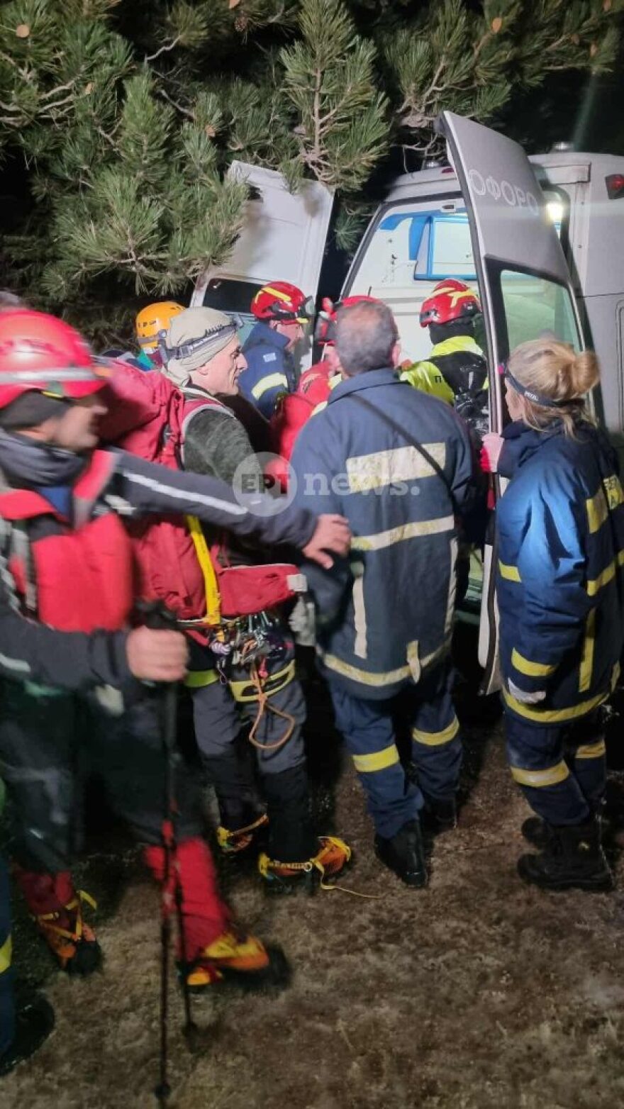 Διασώθηκαν μετά από επιχείρηση 8 ωρών οι 8 ορειβάτες στον Ταΰγετο:  Δύο τραυματίες στο νοσοκομείο Σπάρτης, δείτε βίντεο