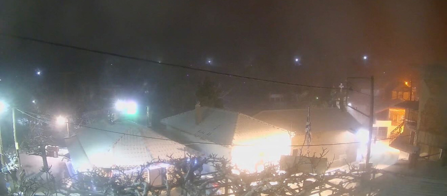 Στα λευκά Πάρνηθα, Πήλιο και Εύβοια, δείτε εικόνες από τα χιονισμένα τοπία