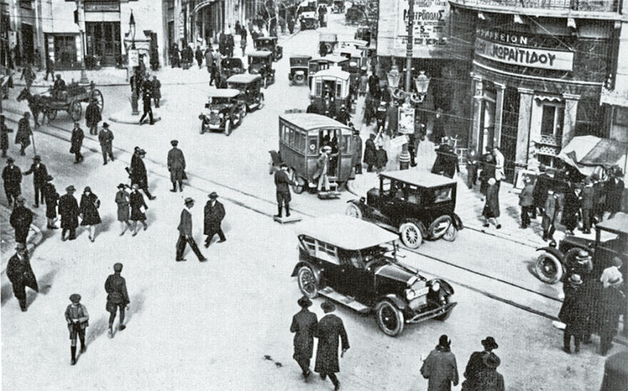 Από τους βασιλικούς οδοφύλακες και τα πρόστιμα σε άλογα και πεζούς... στις κάμερες AI, η ιστορία 189 χρόνων που έχουν οι κλήσεις