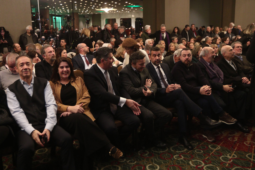 Γερουλάνος για την «κολλημένη βελόνα» στις δημοσκοπήσεις: Εγώ μπορώ να περιμένω, αλλά δεν μπορεί ούτε η Ελλάδα, ούτε το ΠΑΣΟΚ