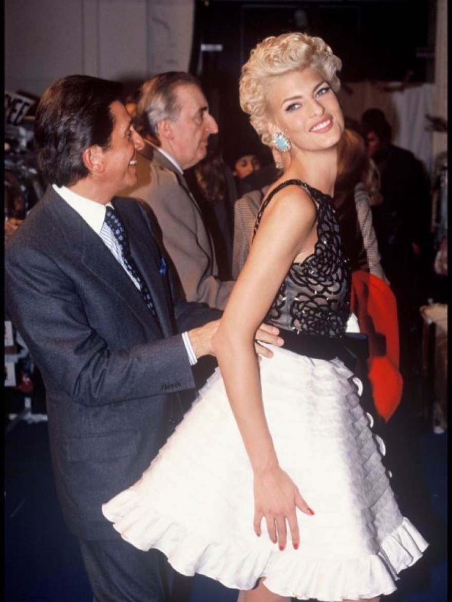 Το «αντίο» της Λίντα Εβαντζελίστα στον Βαλεντίνο: Ευχαριστώ για τις τόσο υπέροχες αναμνήσεις