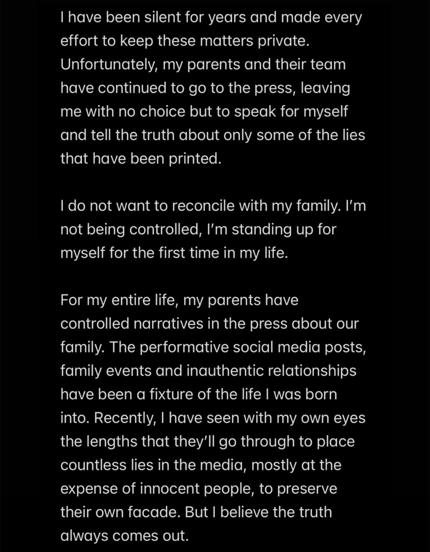 Τι πυροδότησε την έκρηξη του Μπρούκλιν Μπέκαμ για τους γονείς του:  Όσα έγραψε για την προσπάθεια από Ντέιβιντ και Βικτόρια να καταστρέψουν τον γάμο του