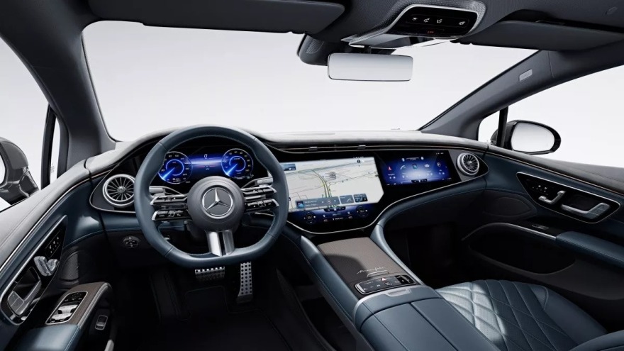 H Mercedes-Benz ανανεώνει την EQS