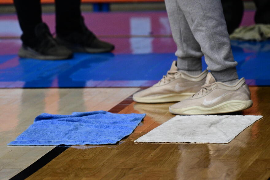 Αναβλήθηκε ο αγώνας του Περιστερίου με τη Σαραγόσα λόγω της κακοκαιρίας στην Αττική: Στάζει νερά η οροφή του κλειστού