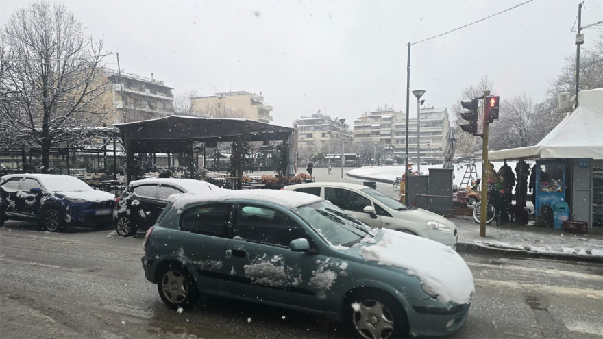 Εντυπωσιακές εικόνες και βίντεο από τις χιονοπτώσεις, στα λευκά από την Πελοπόννησο μέχρι τα ορεινά της Θεσσαλονίκης