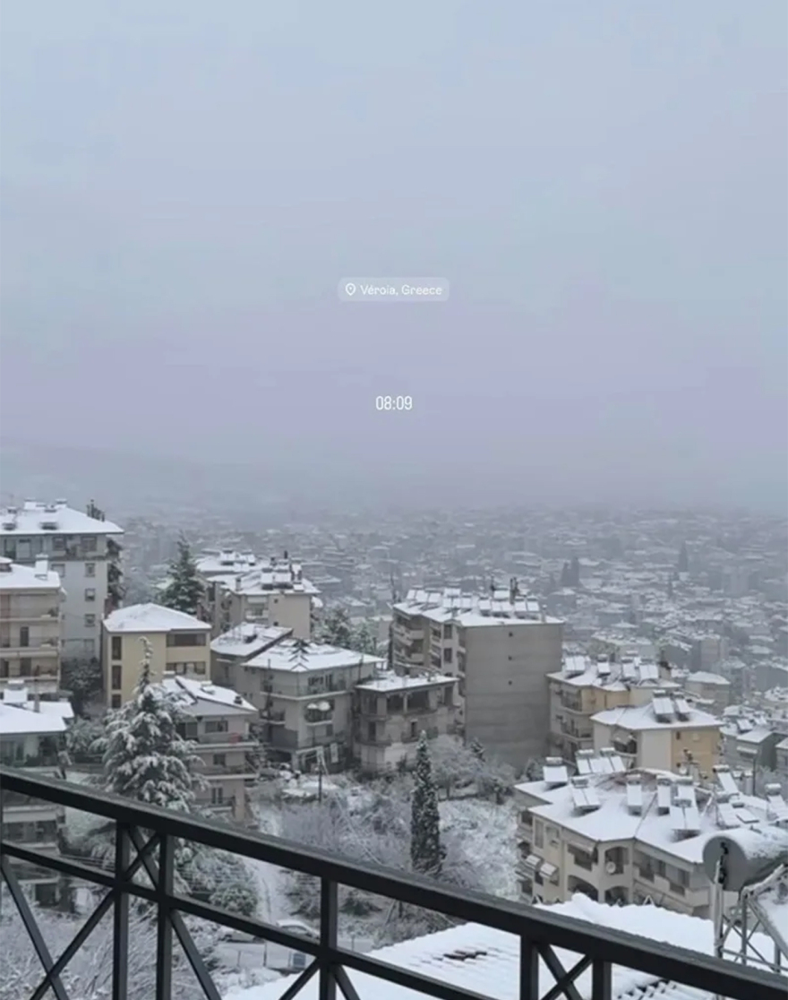 &Epsilon;&nu;&tau;&upsilon;&pi;&omega;&sigma;&iota;&alpha;&kappa;έ&sigmaf; &epsilon;&iota;&kappa;ό&nu;&epsilon;&sigmaf; &kappa;&alpha;&iota; &beta;ί&nu;&tau;&epsilon;&omicron; &alpha;&pi;ό &tau;&iota;&sigmaf; &chi;&iota;&omicron;&nu;&omicron;&pi;&tau;ώ&sigma;&epsilon;&iota;&sigmaf;, &sigma;&tau;&alpha; &lambda;&epsilon;&upsilon;&kappa;ά &alpha;&pi;ό &tau;&eta;&nu; &Pi;&epsilon;&lambda;&omicron;&pi;ό&nu;&nu;&eta;&sigma;&omicron; &mu;έ&chi;&rho;&iota; &tau;&alpha; &omicron;&rho;&epsilon;&iota;&nu;ά &tau;&eta;&sigmaf; &Theta;&epsilon;&sigma;&sigma;&alpha;&lambda;&omicron;&nu;ί&kappa;&eta;&sigmaf;