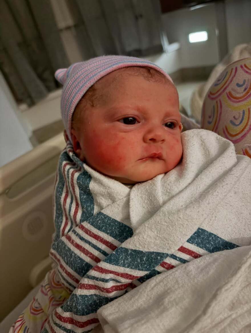 Η Μέγκαν Τρέινορ απέκτησε το τρίτο της παιδί μέσω παρένθετης μητέρας