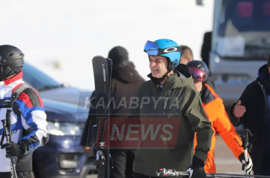 Στα Καλάβρυτα ο Κυριάκος Μητσοτάκης, επισκέφθηκε το χιονοδρομικό κέντρο 