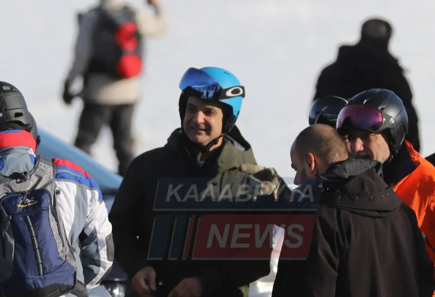 Στα Καλάβρυτα ο Κυριάκος Μητσοτάκης, επισκέφθηκε το χιονοδρομικό κέντρο 