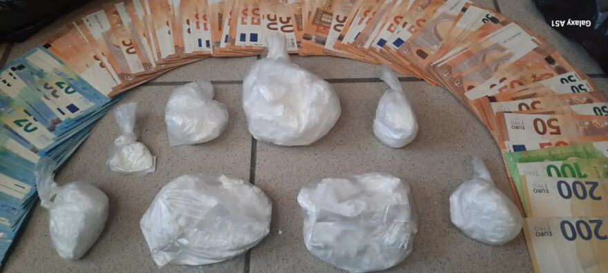 Δύο συλλήψεις για κατοχή και διακίνηση μεγάλης ποσότητας ναρκωτικών στο Ηράκλειο