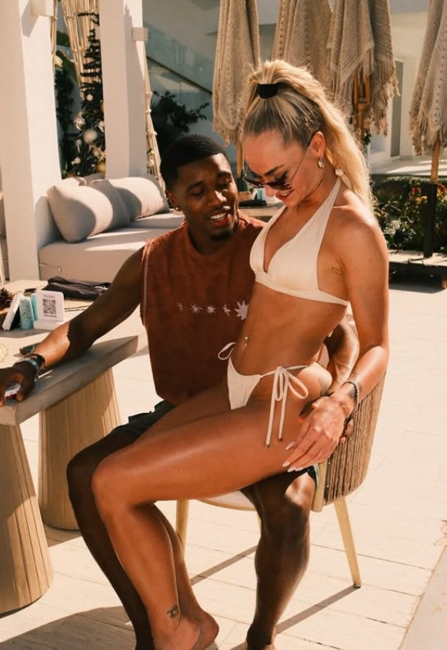 Νέος έρωτας για την Αλίσα Λέμαν: Ποδοσφαιριστής και παίκτης του Love Island ο άνδρας που έκλεψε την καρδιά της