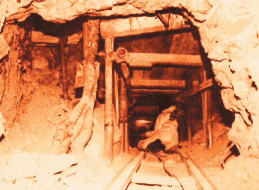 Το ριφιφί του αιώνα: Οι πολύχρονες δικαστικές μάχες ανθρώπων που έχασαν περιουσίες, πήραν «ηθική αποζημίωση» μόλις 3 εκατ. δραχμές για τις θυρίδες