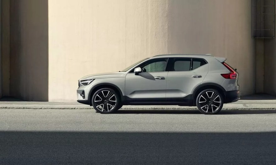 Υβριδική αναβάθμιση για τα Volvo XC40, XC60 και XC90