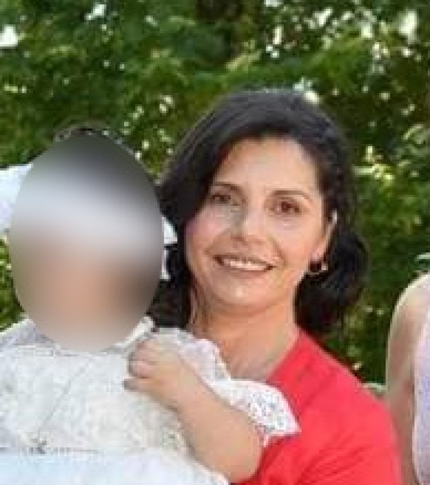 Θρήνος για τις 5 εργάτριες που χάθηκαν στο εργοστάσιο της Βιολάντα, οι τελευταίες φωτογραφίες από την κοπή της πίτας λίγες ώρες πριν