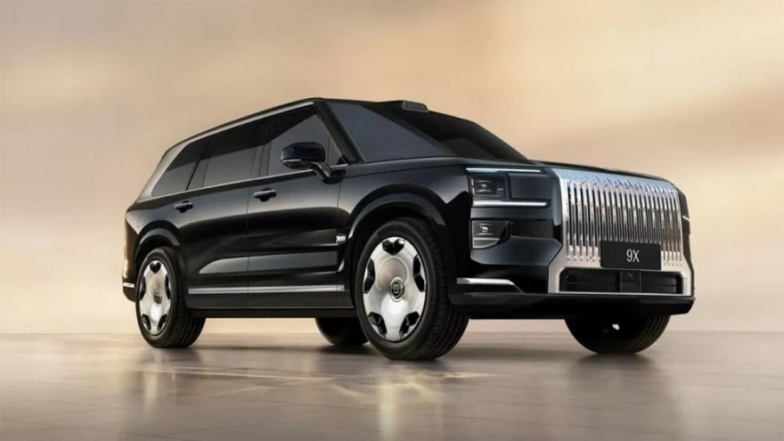 Νέα ναυαρχίδα σκέφτεται η Volvo