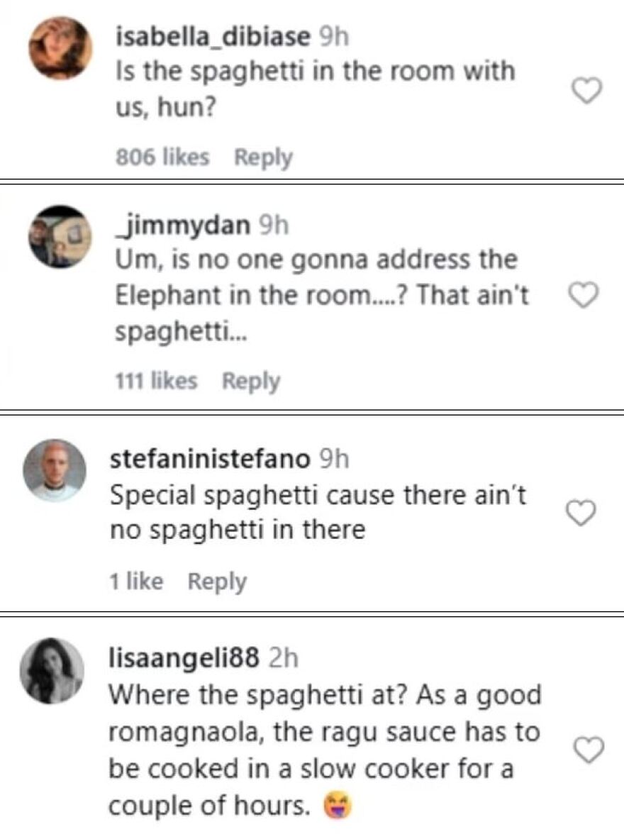 Ο Μπρούκλιν Μπέκαμ μαγείρεψε σπαγγέτι μπολονέζ χωρίς... σπαγγέτι και τα «άκουσε»