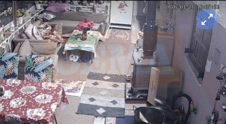 Παρακολουθούσε σε live μετάδοση τους κλέφτες να κάνουν πλιάτσικο στο σπίτι της: «Φώναξα από την κάμερα αλλά δεν έφευγαν»