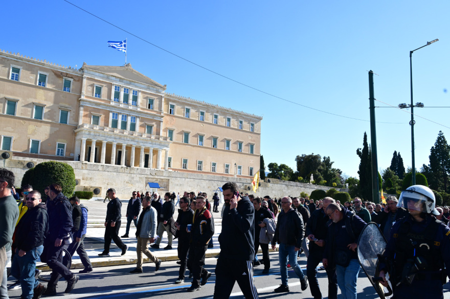 Aπεργία ταξί: Πορεία στο κέντρο της Αθήνας, με απεργία διαρκείας προειδοποιεί ο πρόεδρος του ΣΑΤΑ
