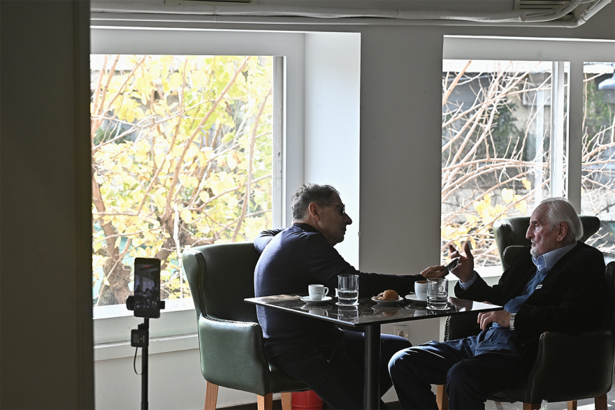 Ο Νικήτας Τσακίρογλου στον Δανίκα: Η καρδιά είναι μονογαμική, αλλά το σώμα πολυγαμικό - Η Χρυσούλα θα γίνει καλά με τη θρησκεία, όχι με την επιστήμη