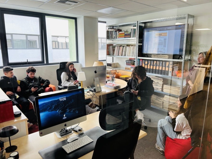 Το 1ο Γυμνάσιο Μεταμόρφωσης Αττικής «τύπωσε» το δικό του Πρώτο Θέμα