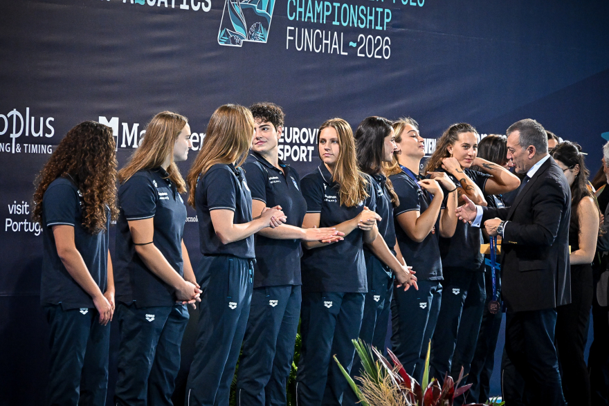 Η απονομή του χάλκινου μεταλλίου στην Εθνική πόλο γυναικών, βίντεο Η απονομή του χάλκινου μεταλλίου στην Εθνική πόλο γυναικών, βίντεο